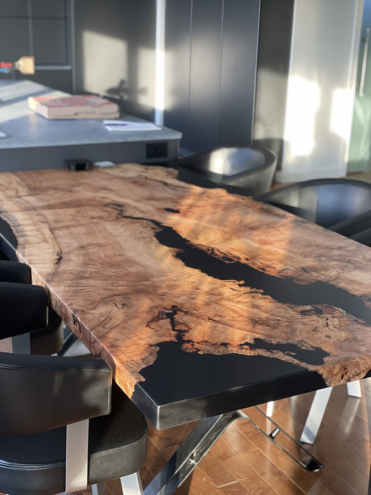Figured Maple Live Edge Cast Dining Table with Steel X Legs & Solid Black Epoxy - 034 - Up Close Detail